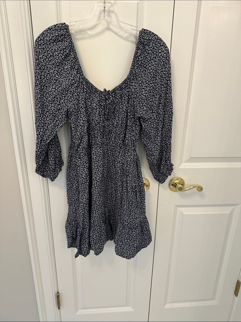 Hollister Navy Floral Smocked Puff-Sleeve Tunic